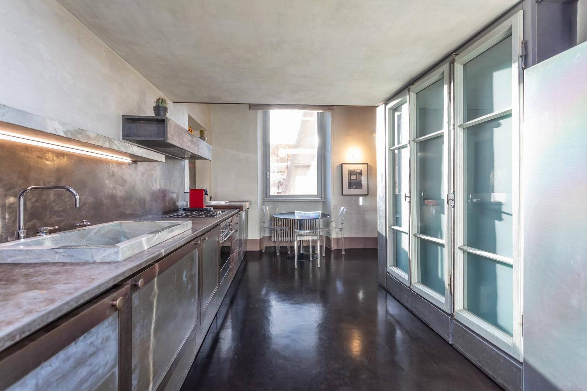 Iconic Apartment With Unique Colosseum View Řím Exteriér fotografie