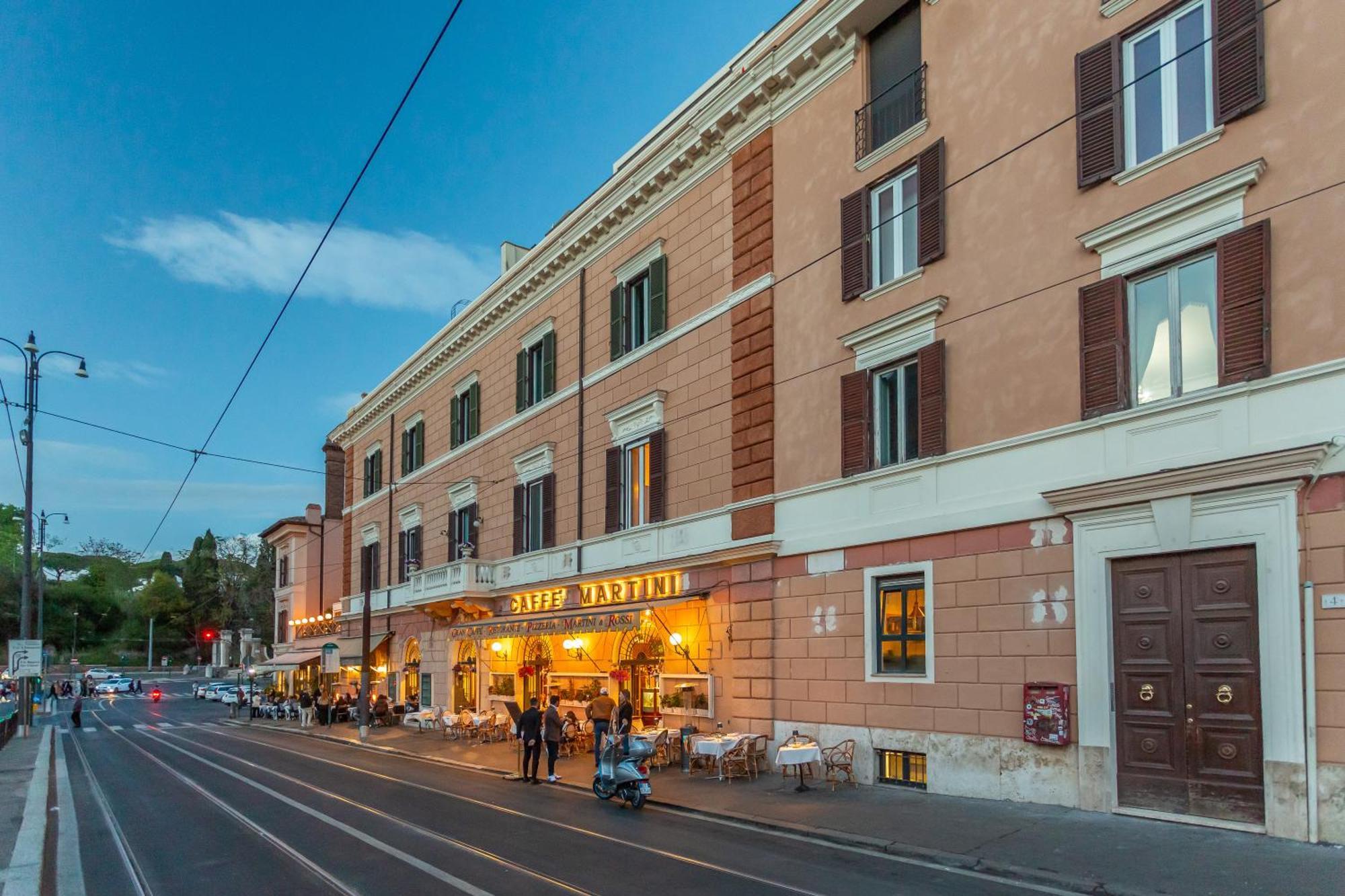 Iconic Apartment With Unique Colosseum View Řím Exteriér fotografie